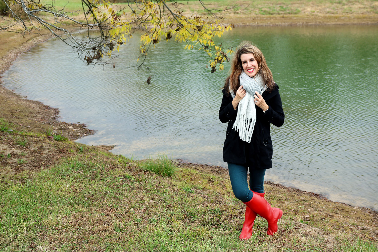 Thursday Fashion Files Link Up #135 – Cozy & Chic at the Winery + Giveaway!  