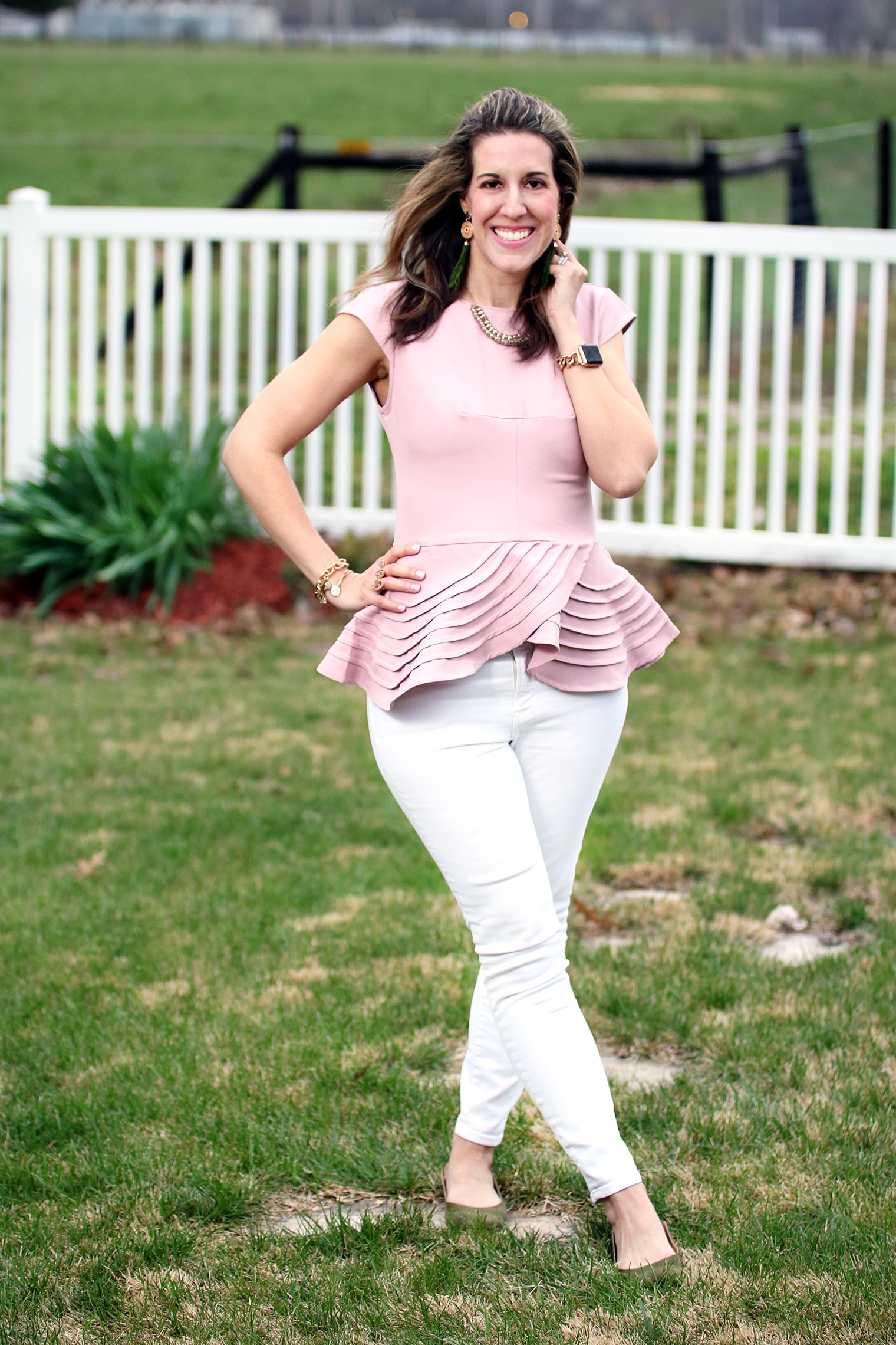 how to style coral jeans for spring or summer - Savvy Southern Chic