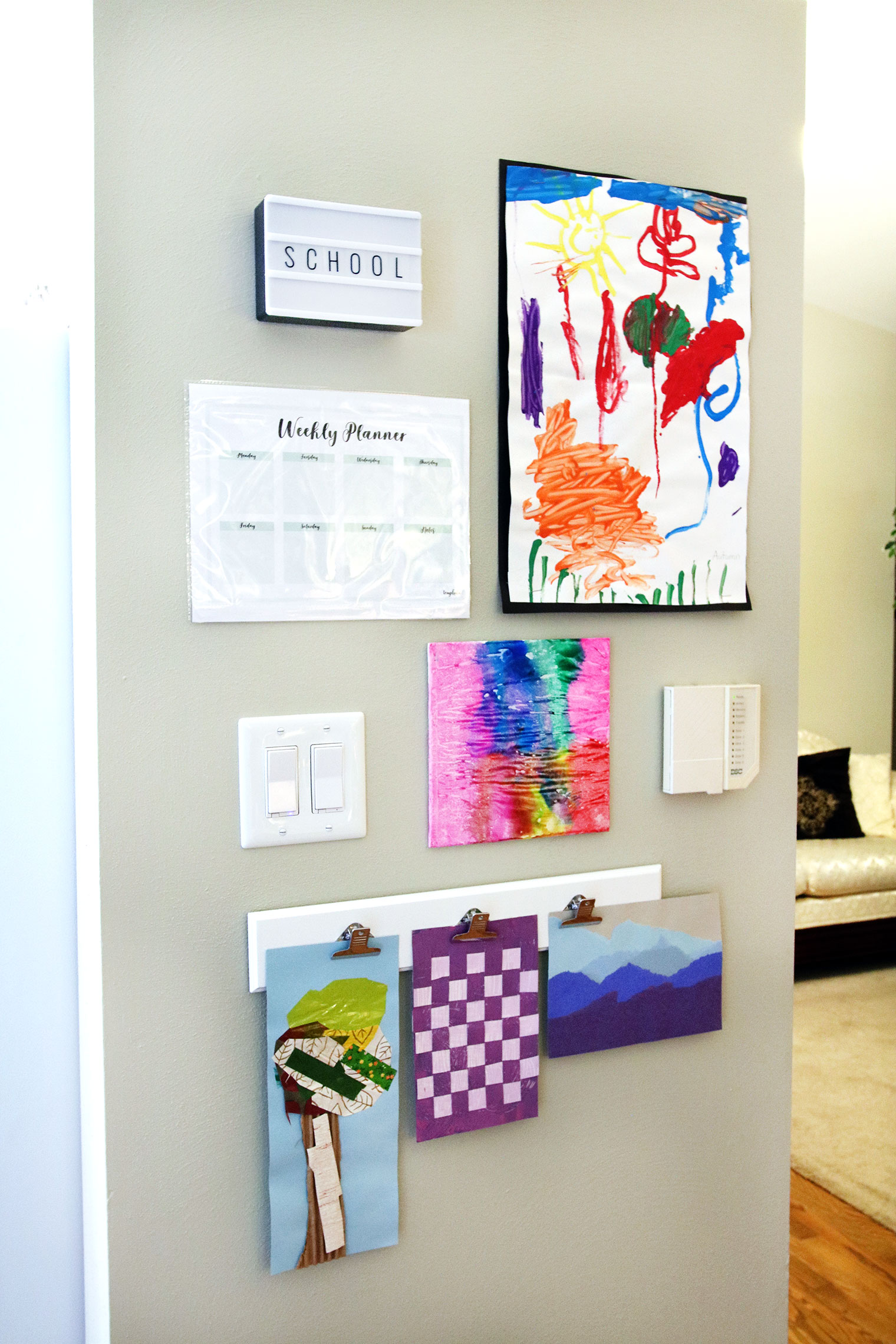 How to Create a Colorful School Themed Mini Gallery Wall 