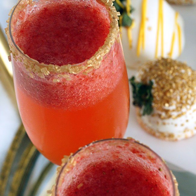 12 Months of Drinks: Glitzy Strawberry Champagne Drink